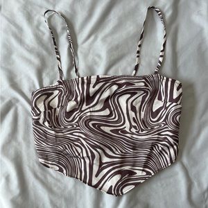 V cut crop top